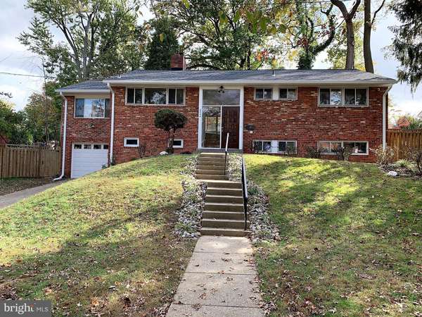 6044 ROSSMORE DR, Bethesda, MD 20814