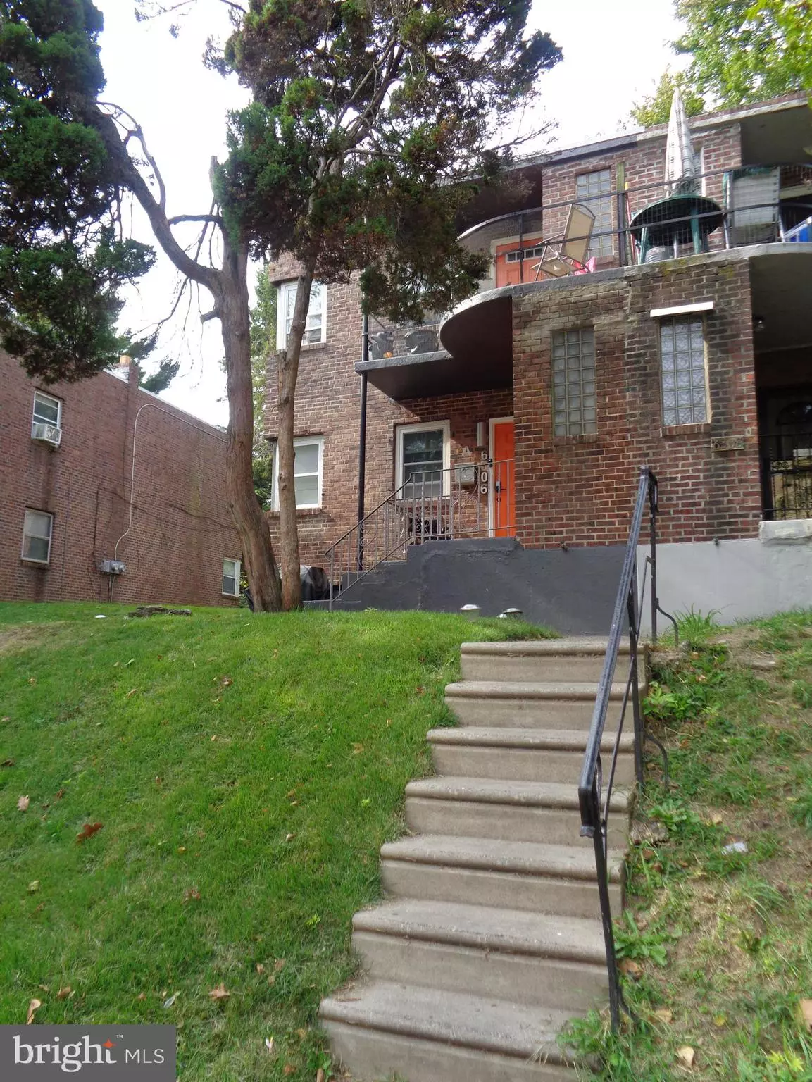 Philadelphia, PA 19141,6306 N 10TH ST