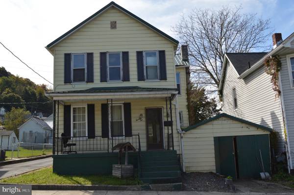 22 SILVER ST, Ridgeley, WV 26753