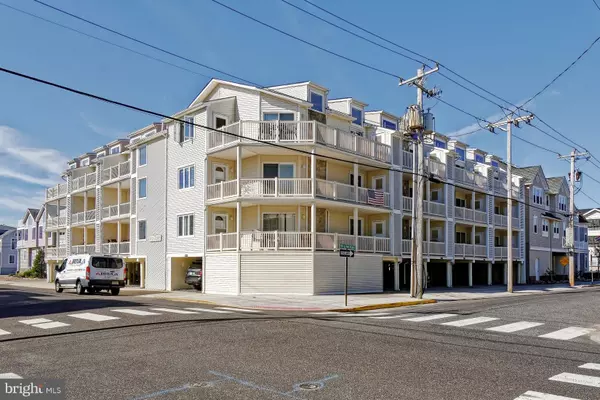 24 44TH ST #203, Sea Isle City, NJ 08243