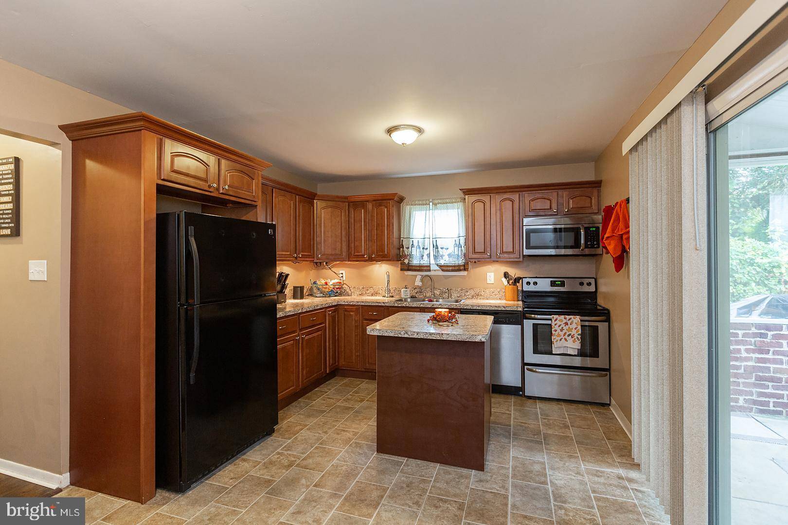 Mount Joy, PA 17552,579 STAUFER CT