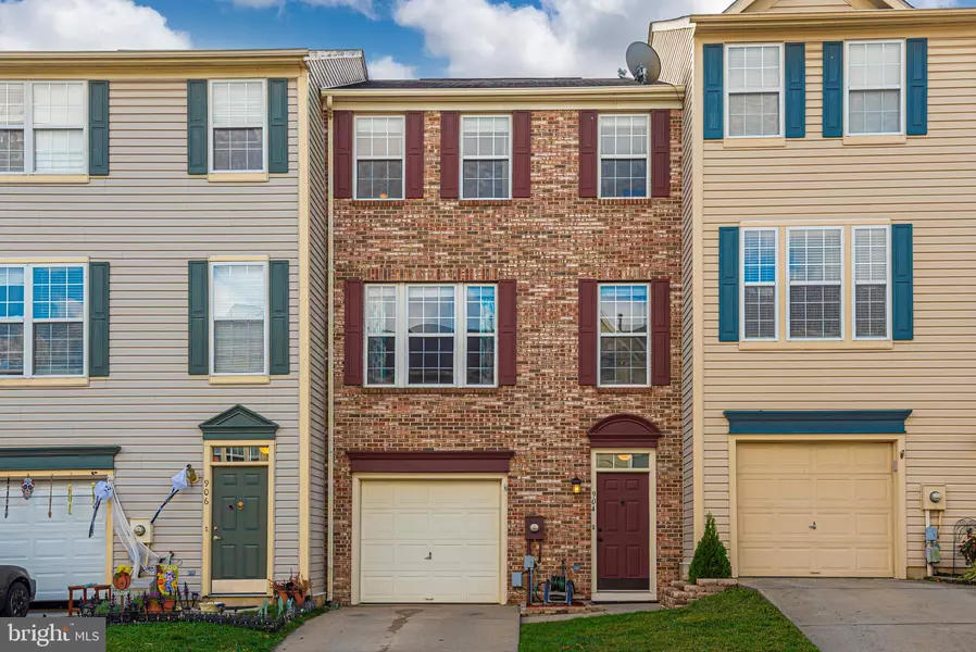 904 TURNING POINT CT, Frederick, MD 21701