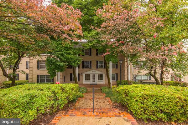 7700 TREMAYNE PL #211, Mclean, VA 22102