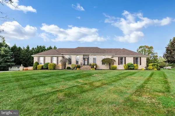 109 PATRICIA DR, Swedesboro, NJ 08085