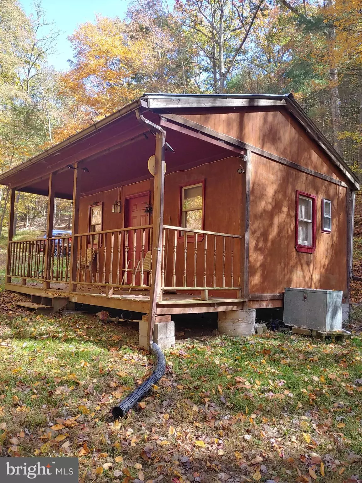 Mathias, WV 26812,453 WALTERS LN