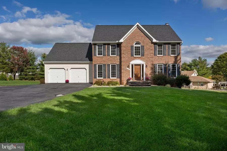 1141 VILLAGE GATE DR, Mount Airy, MD 21771