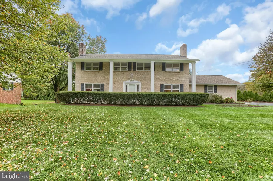 370 PLEASANTVIEW DR, Mountville, PA 17554