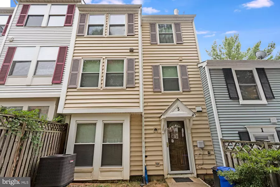 3 WHITECHURCH CT, Germantown, MD 20874