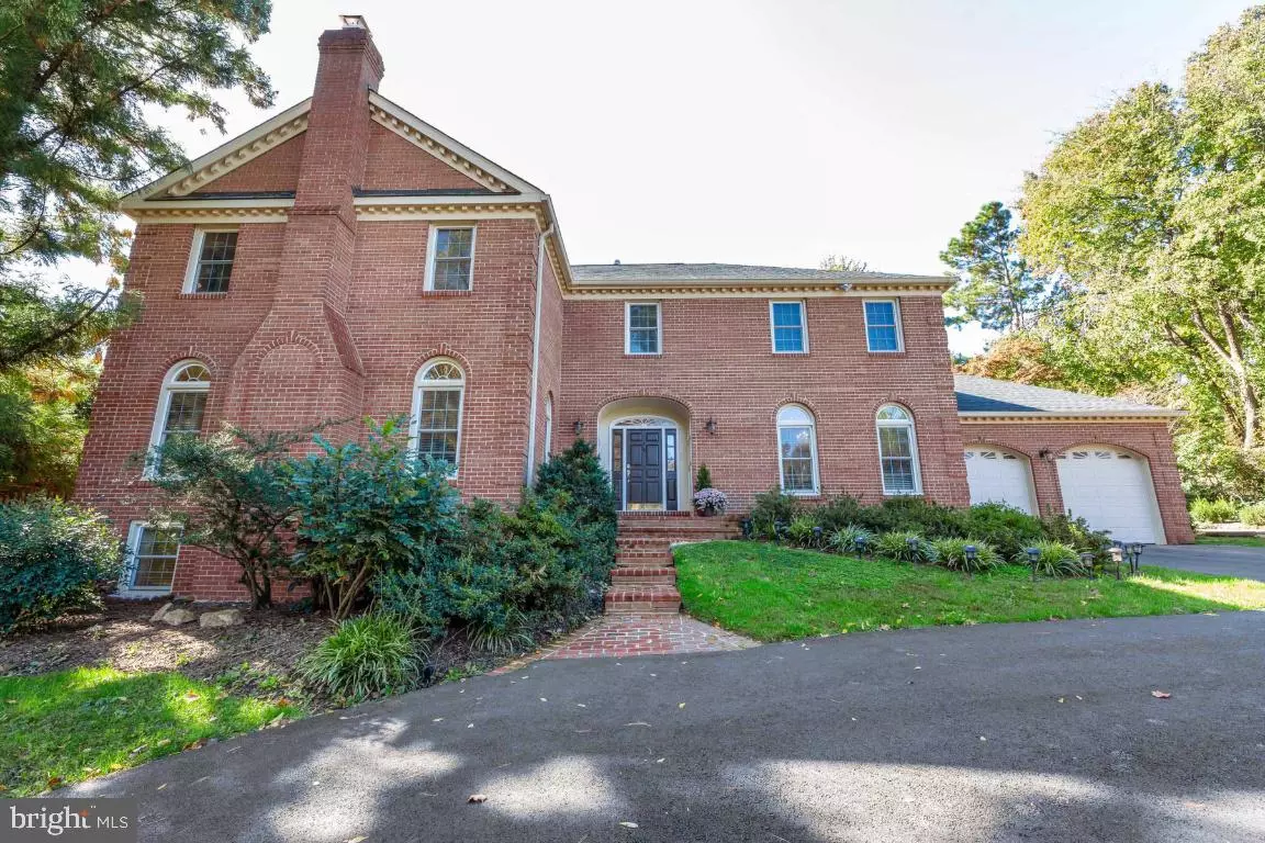 Mclean, VA 22102,8007 ALGARVE ST