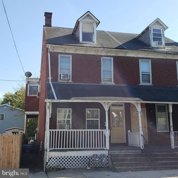 642 W COLLEGE AVE, York, PA 17401