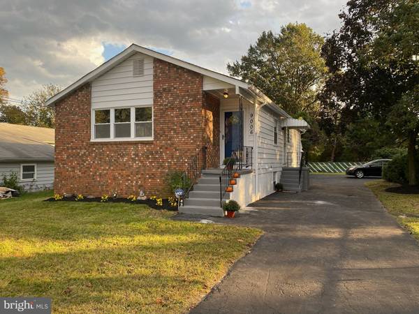 9006 HARVEY AVE, Pennsauken, NJ 08110