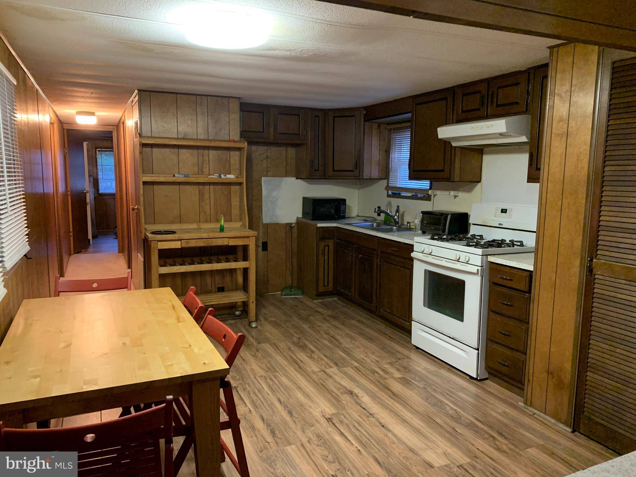 Shamong, NJ 08088,4A OAKVIEW DR