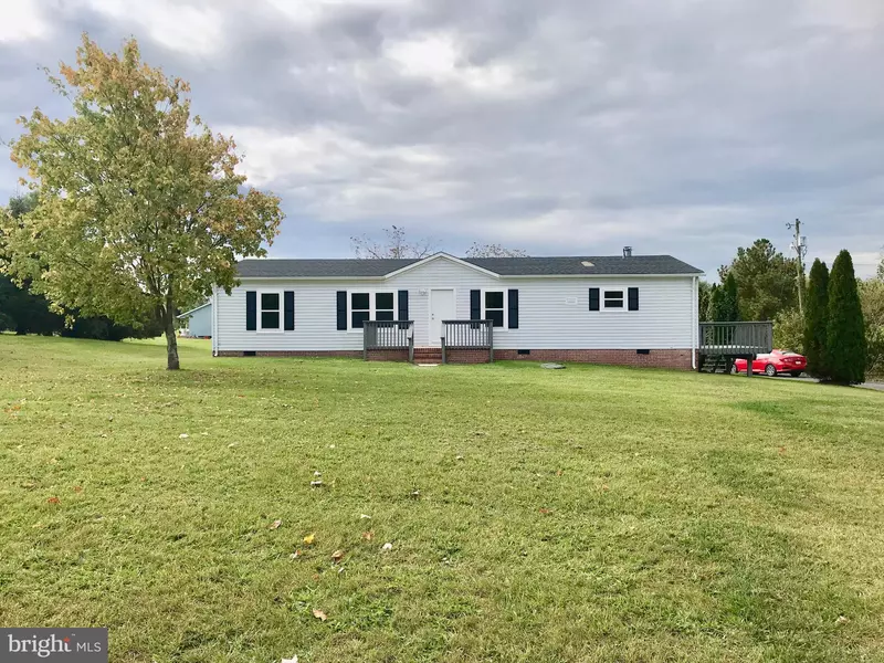 414 RAILROAD DR, Martinsburg, WV 25404