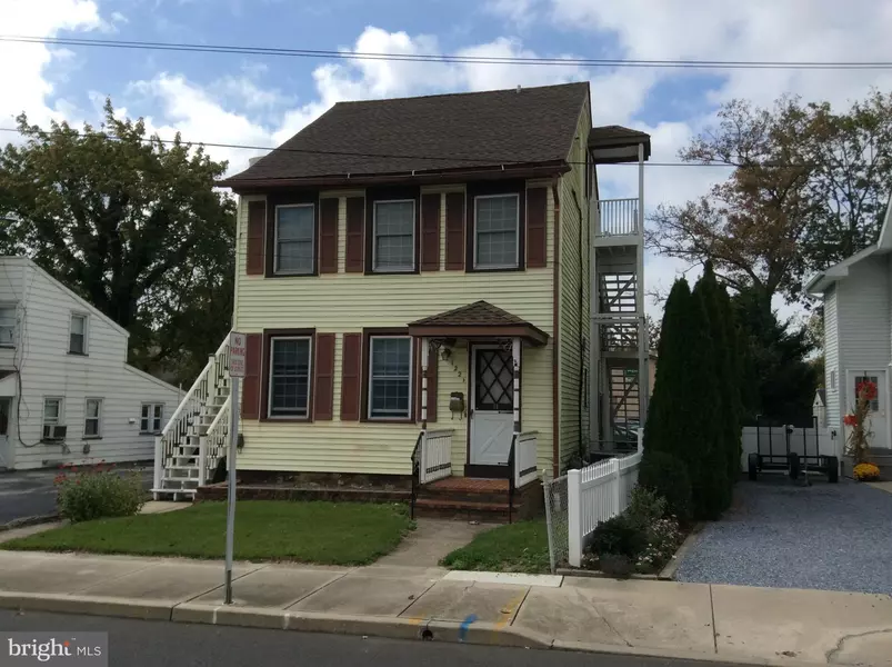 122 SPRING GARDEN ST, Woodstown, NJ 08098