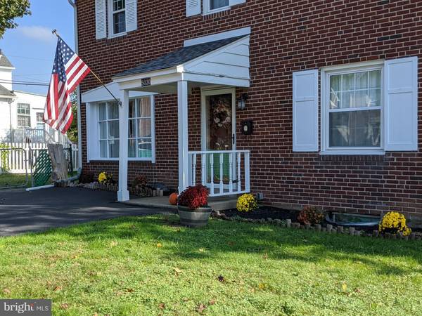 5030 BOND, Drexel Hill, PA 19026