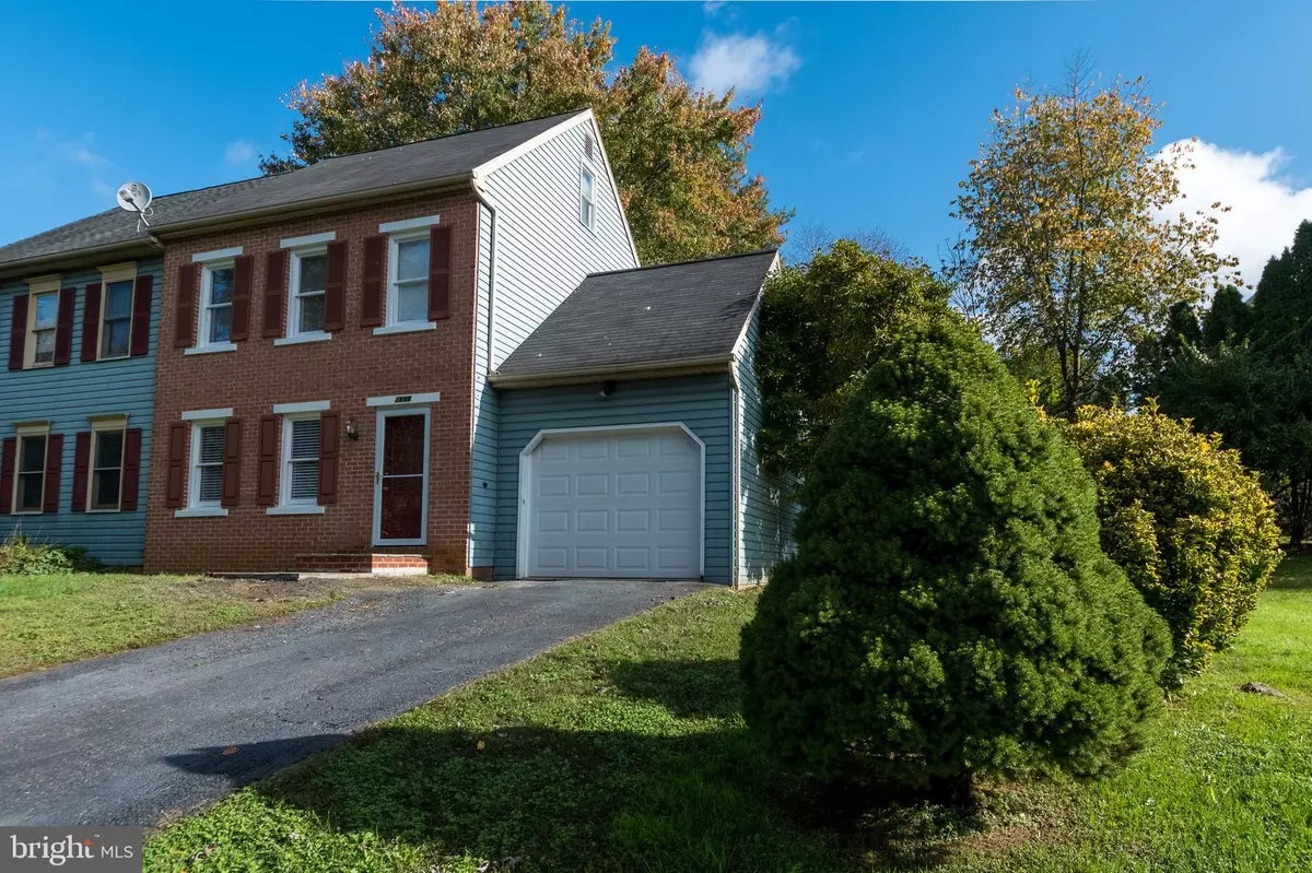 Lancaster, PA 17603,1648 CHADWICK CIR