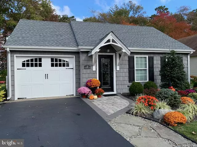 23 SCARBOROUGH WAY, Southampton, NJ 08088