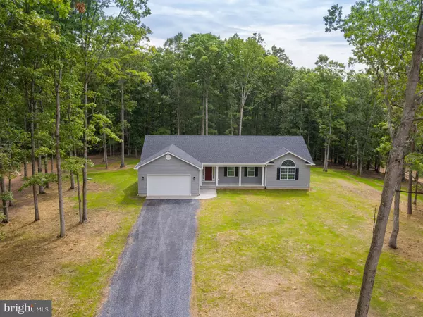 245 LEVIS RIDGE LN, Winchester, VA 22603