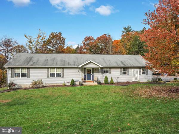 1756 RUNNING DEER DR, Auburn, PA 17922