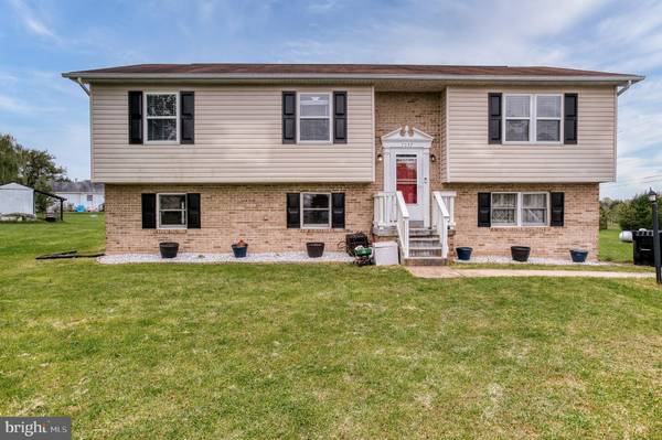 7057 JUSTIN CT W, Remington, VA 22734