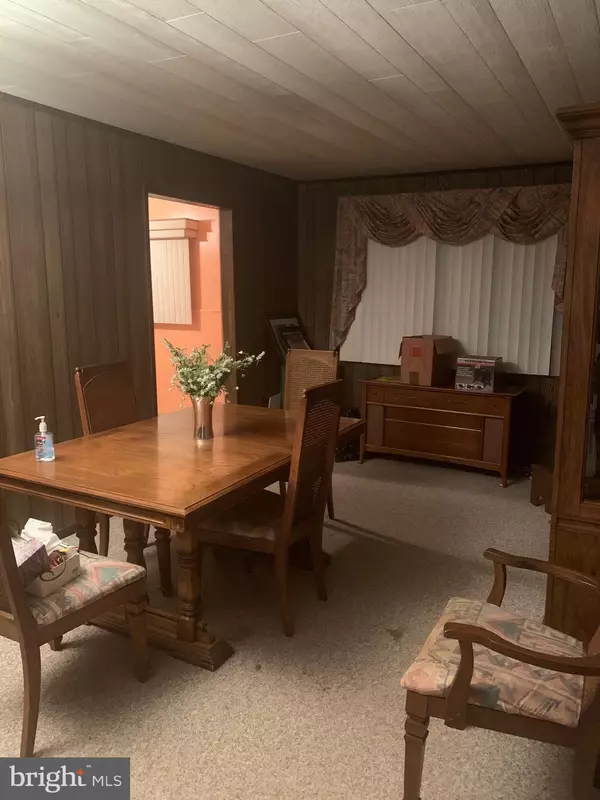 New Castle, DE 19720,4 TAVERNIER DR