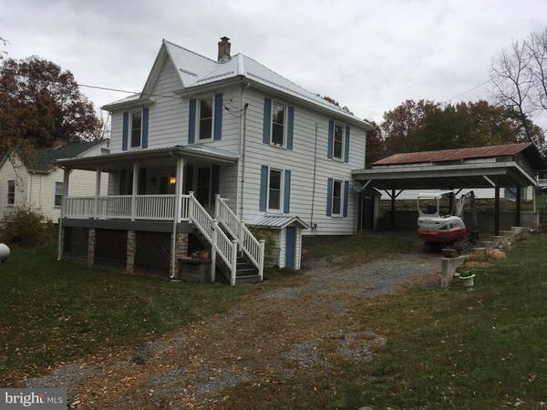 109 PASKELL HILL DR, Moorefield, WV 26836