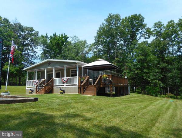 1083 CREST HAVEN, Romney, WV 26757