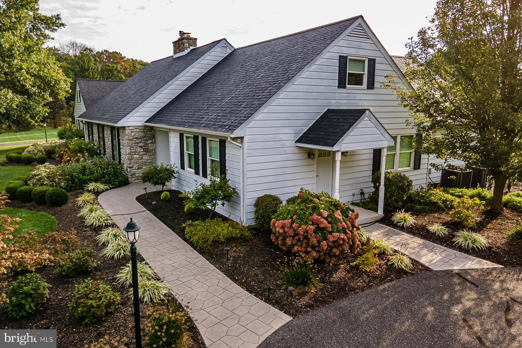 Telford, PA 18969,299 GREEN HILL RD