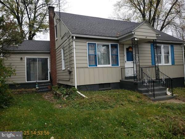 1106 W MARKET ST, Schuylkill Haven, PA 17972