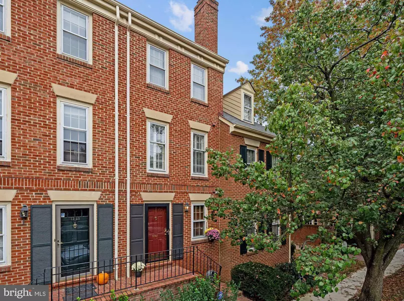 1241 PORTNER RD, Alexandria, VA 22314