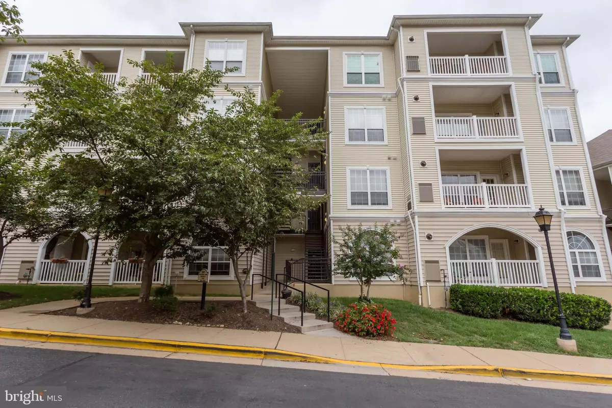 Alexandria, VA 22311,4561 STRUTFIELD LN #3107