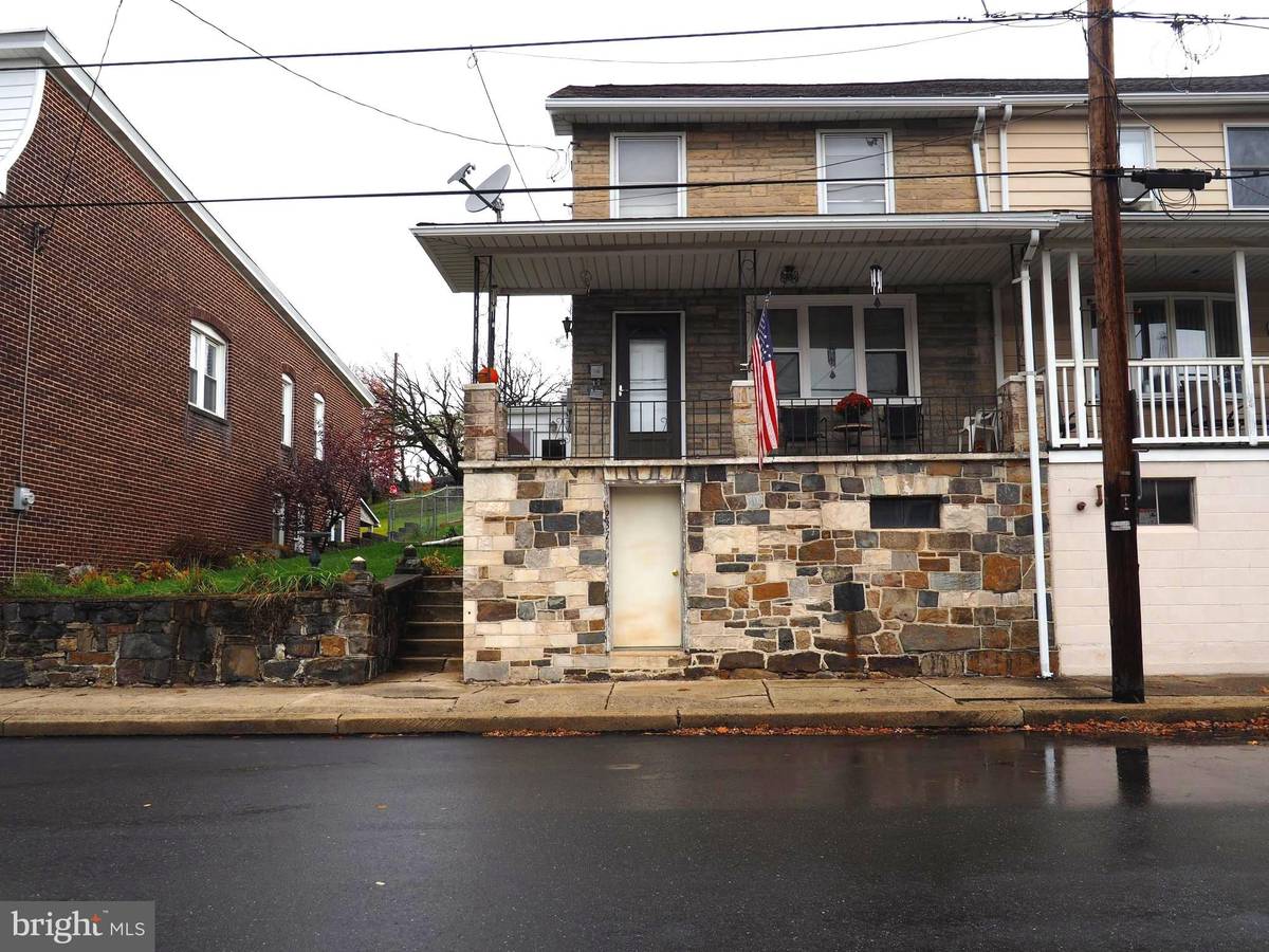 Tamaqua, PA 18252,237 W SPRUCE ST