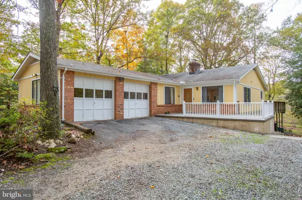 833 CAMPERS LN, Ruther Glen, VA 22546