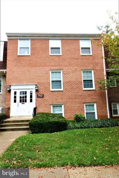 752 QUINCE ORCHARD BLVD #201, Gaithersburg, MD 20878