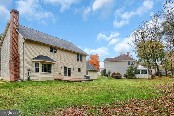 Mechanicsburg, PA 17055,333 E MEADOW DR