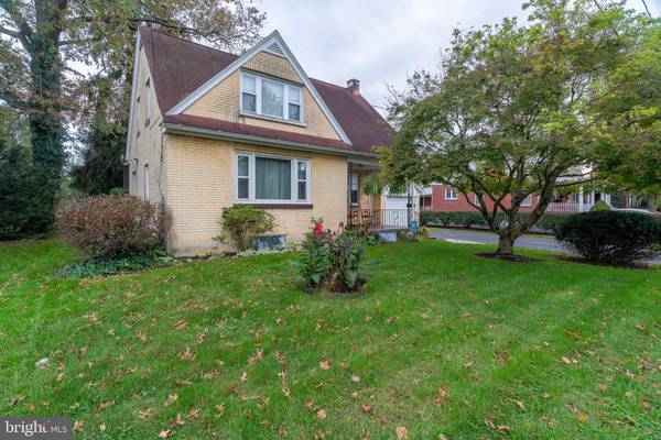 2106 TEMPLE AVE, Lancaster, PA 17603