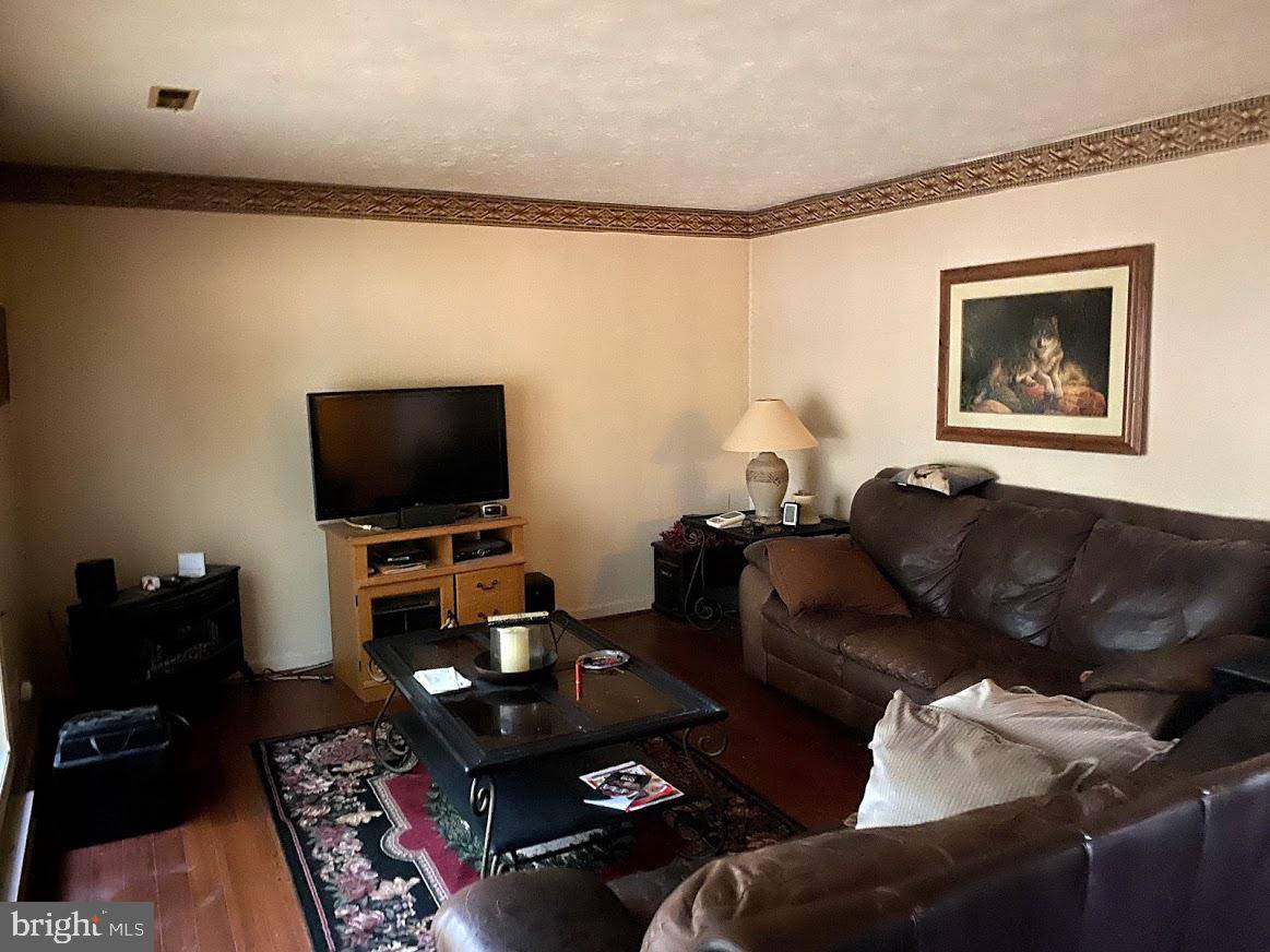 Harpers Ferry, WV 25425,247 MAPLE RIDGE LN
