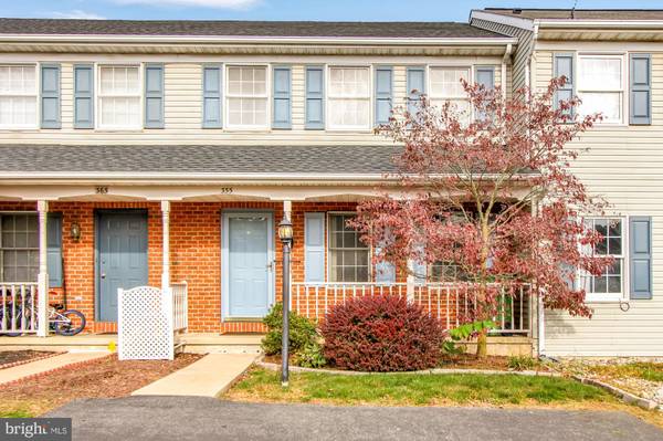 355 ROBIN HILL CIR, York, PA 17404