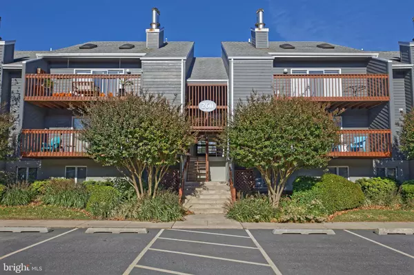 Rehoboth Beach, DE 19971,260 SEA EAGLE DR #8