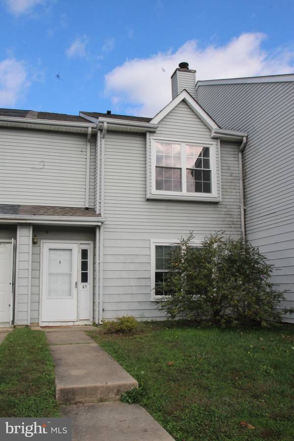 13 WARREN PL, Newark, DE 19702