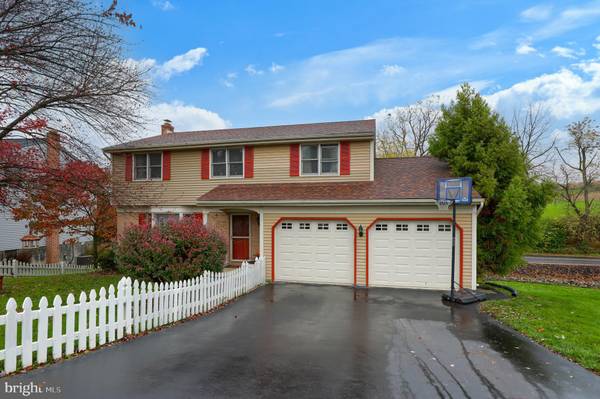 11 BLACKBERRY LN, Ephrata, PA 17522