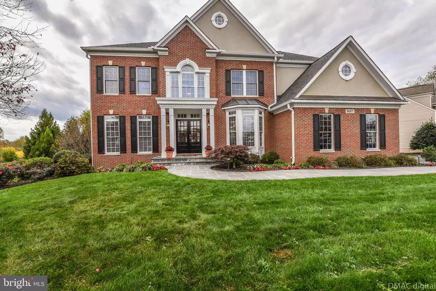 9657 ROYAL CREST CIR, Frederick, MD 21704