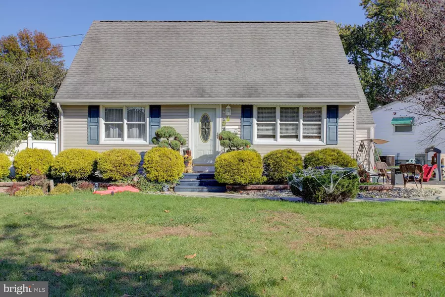 72 HINKLE DR, Bordentown, NJ 08505