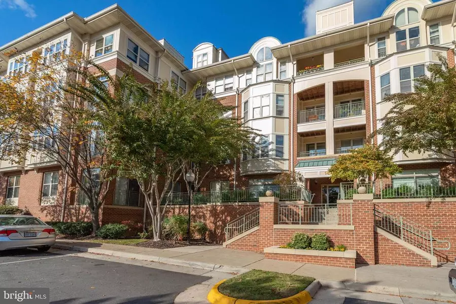 1860 STRATFORD PARK PLACE 103, Reston, VA 20190