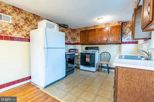 Morrisville, PA 19067,239 W PALMER ST