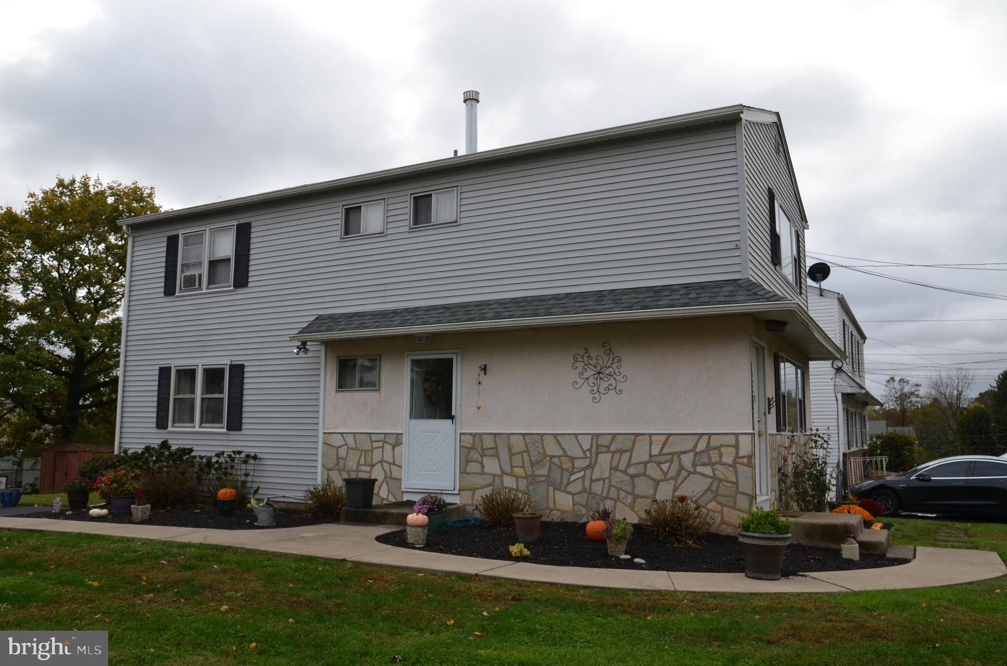 421 AVENUE A, Horsham, PA 19044