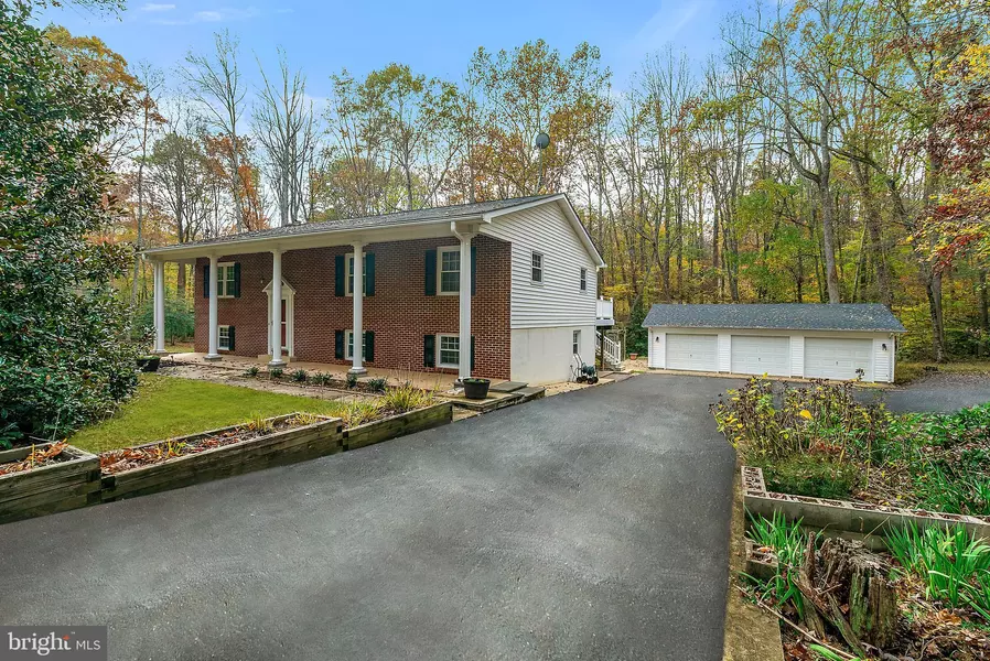 4258 BEAVER DAM RD, Jeffersonton, VA 22724