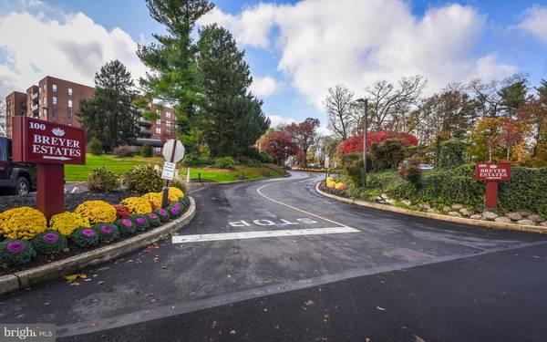 100 BREYER DR #3H, Elkins Park, PA 19027