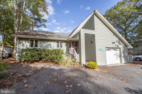 299 OCEAN PKWY, Ocean Pines, MD 21811