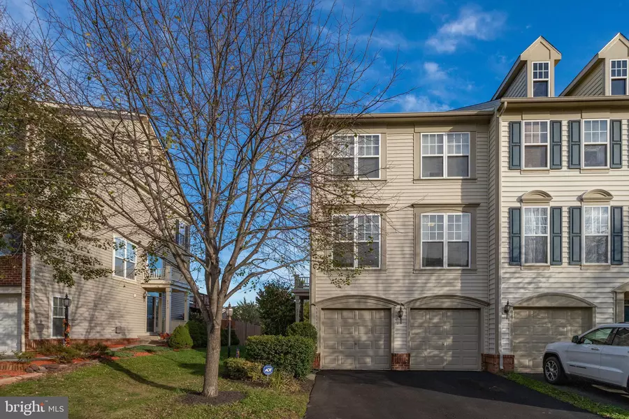 9221 CASCADE FALLS DR, Bristow, VA 20136